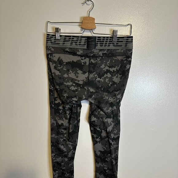 Nike Pro Hypercool Compression Men's Legging - Picture 6 of 10